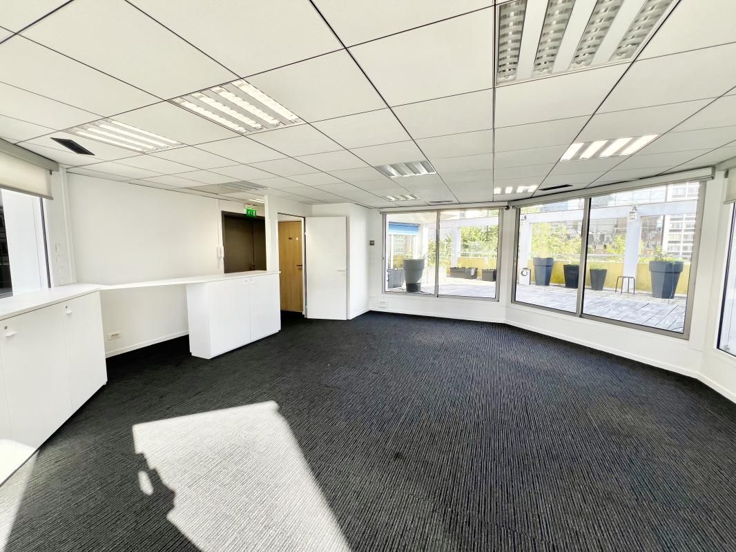 Location bureaux 525 m² divisibles à partir de 55 m²