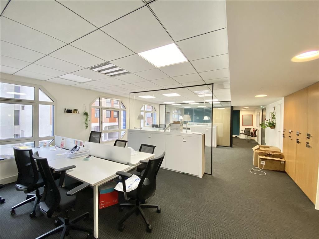 Location bureaux 120 m² non divisibles