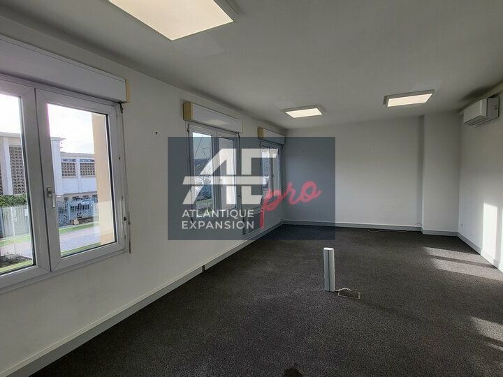 A louer Local commercial / bureau Centre ville de Saint Nazaire 