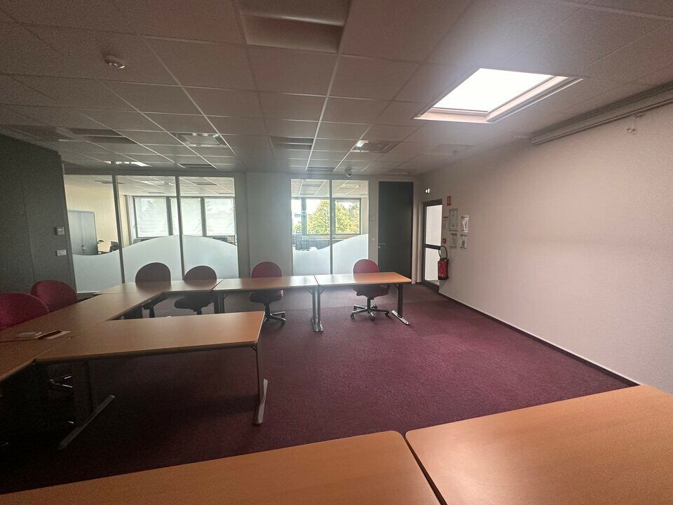 328 m² pour ce bureaux en location à Schiltigheim