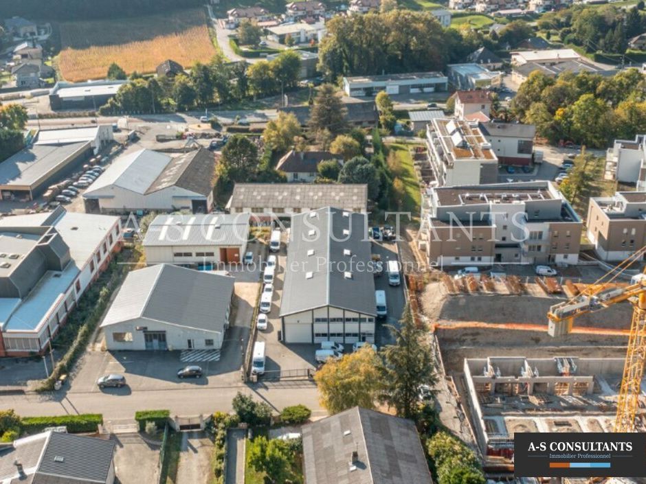 Location entrepot 850 m² non divisibles