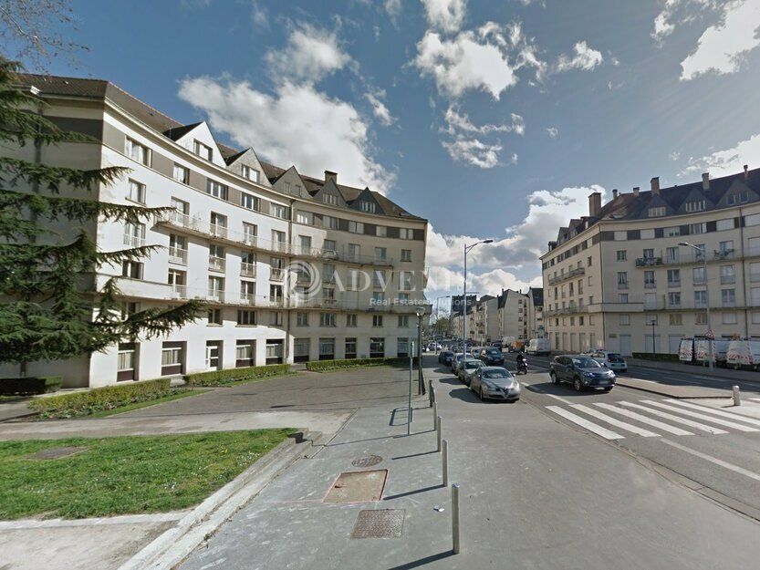 Location bureaux 90.7 m² non divisibles