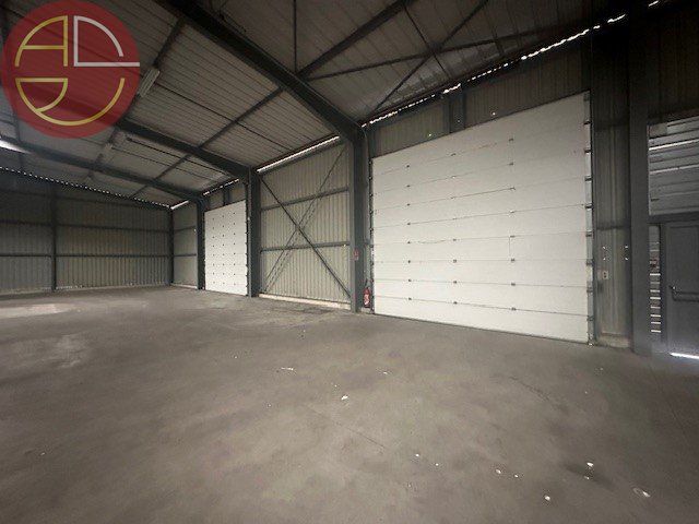 Location local 420 m² à COLOMIERS