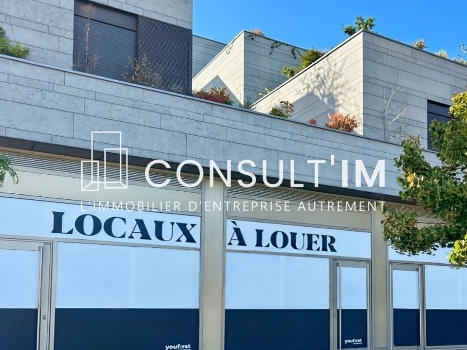 Location local commercial 106 m² non divisibles
