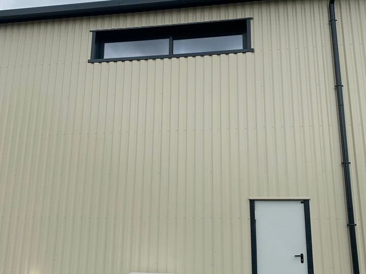 CESTAS - 310 m² de locaux d'activités et bureaux