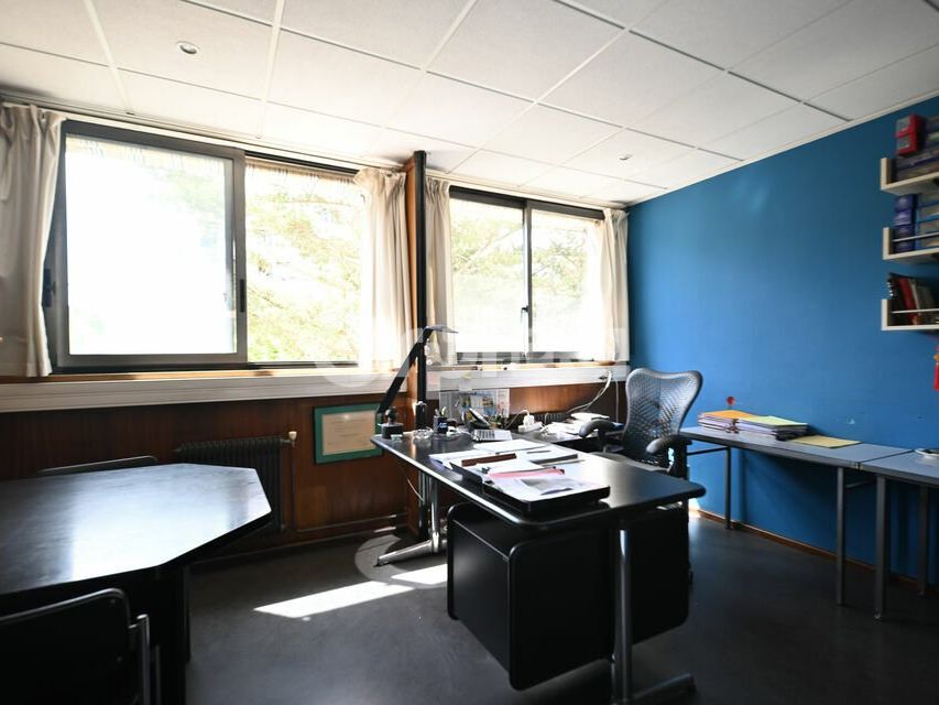 Vente bureaux 153 m² non divisibles