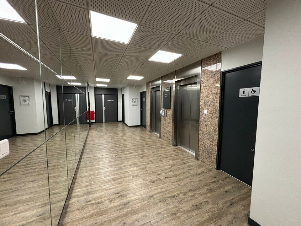 Location bureau - 424 m²