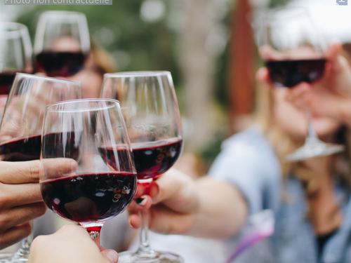 A VENDRE RESTAURANT - PREMIERE LIGNE - VUE BASSIN