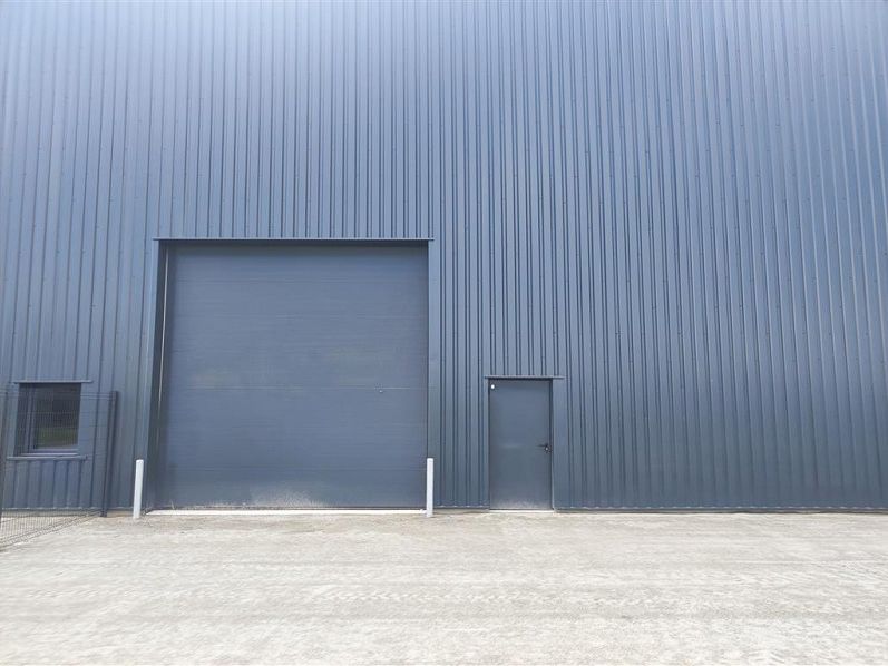A vendre entrepot 350 m² à DONGES