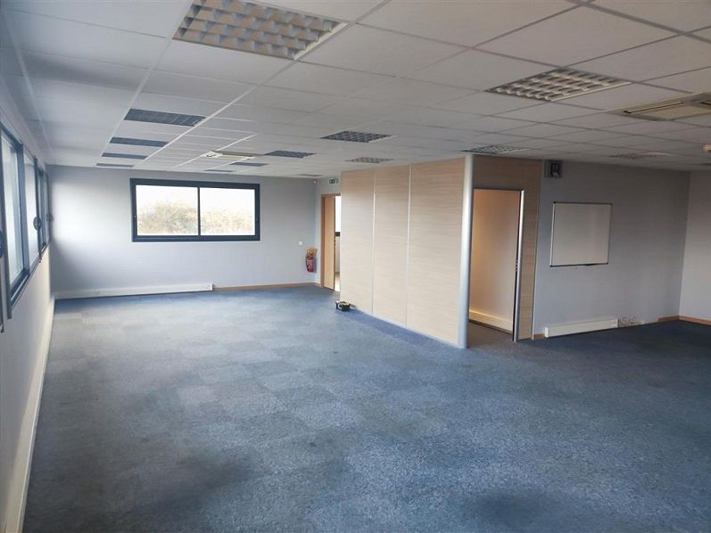 Location bureaux 84 m² à ST BREVIN LES PINS