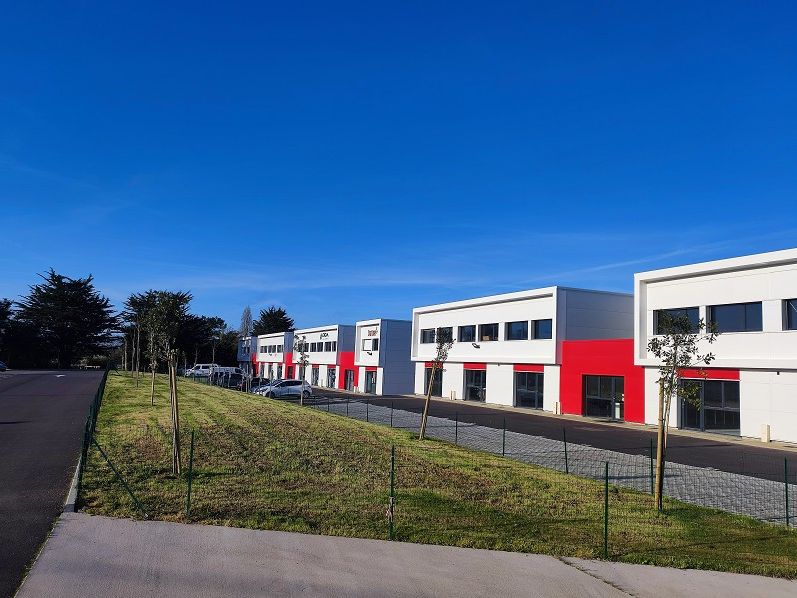 Location bureaux 40 m² à DONGES