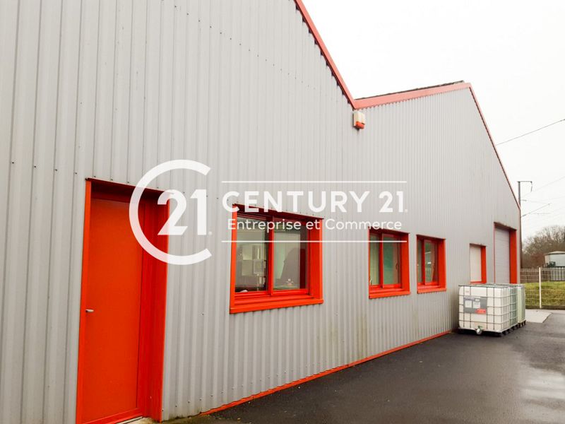 Location Entrepôt 485 m² à LA CHAPELLE LAUNAY