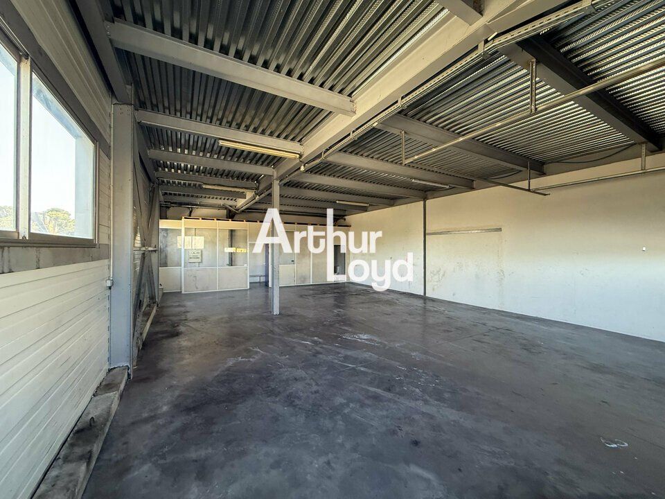 Location locaux 135 m² Fréjus - Emplacement stratégique
