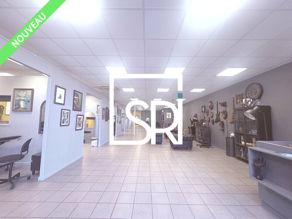 Location local commercial 260 m² non divisibles
