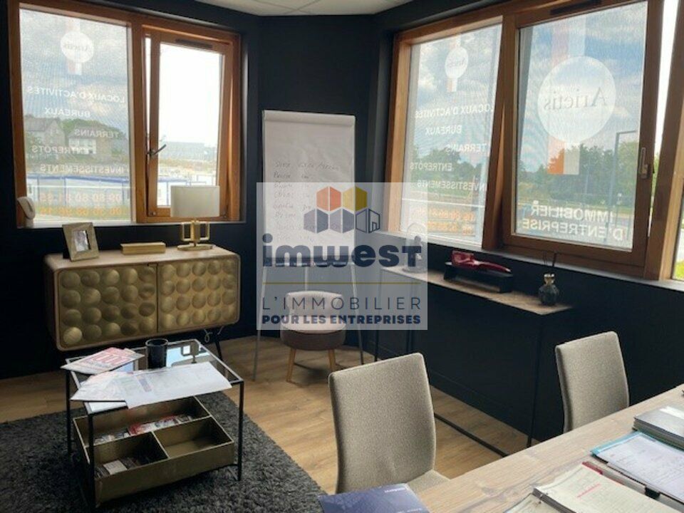 Vente bureaux 146 m² non divisibles