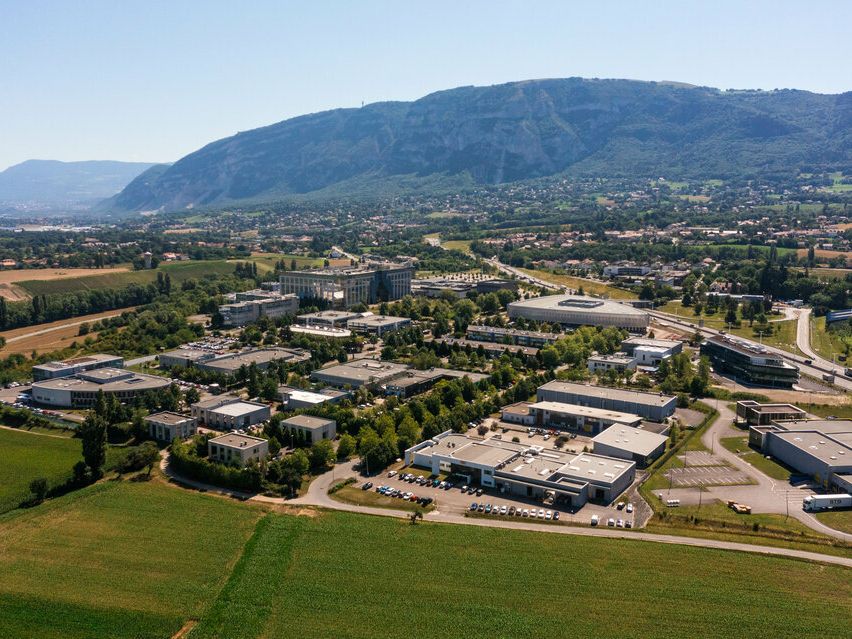 Vente terrain 4832 m² non divisibles