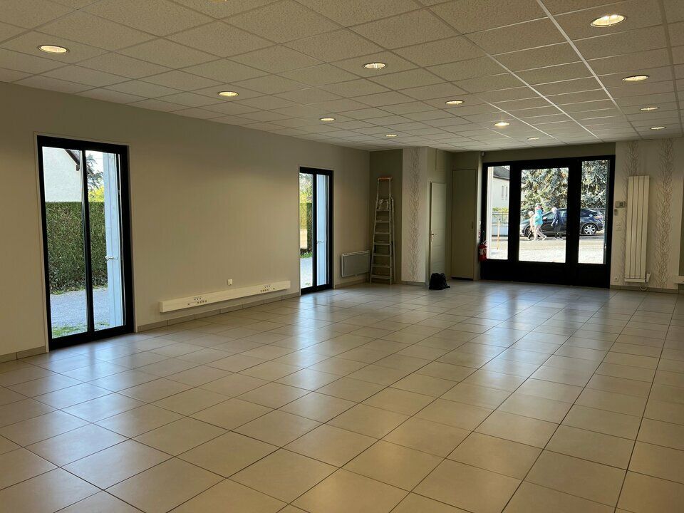 Location bureaux 114 m² non divisibles