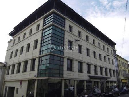 Location bureaux 985 m² non divisibles