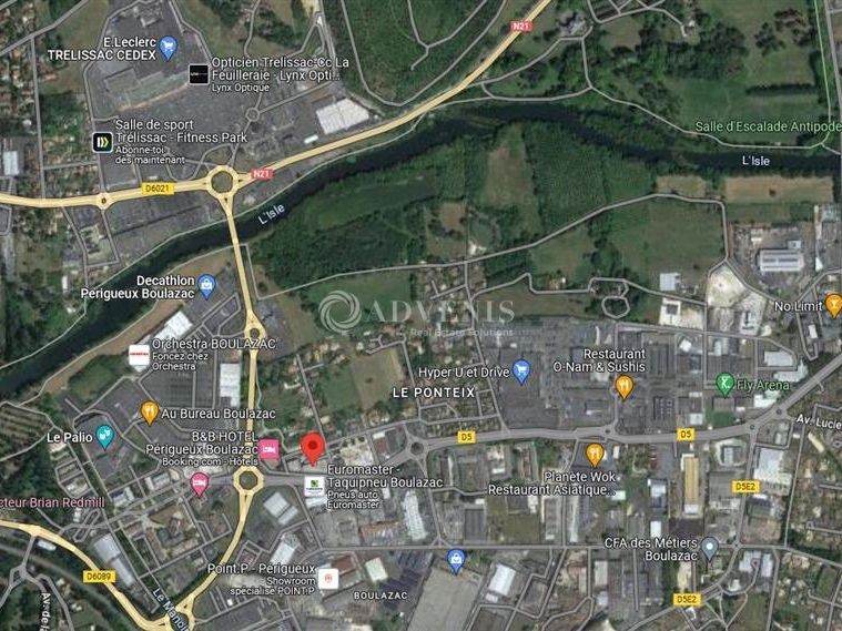 A LOUER CELLULES DE 200M² ENVIRON