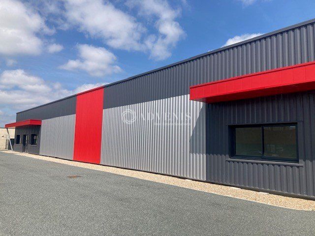 A VENDRE LOCAL DE 650 M² ENVIRON