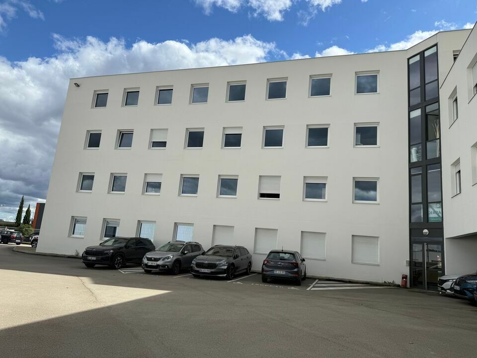 BUREAUX EN RDC - ZAE CAP NORD - HYPER ACCESSIBLE