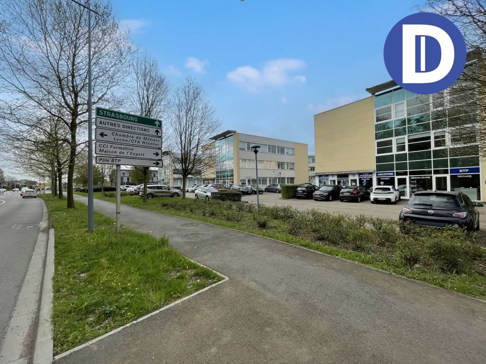 Location bureaux 122.00 m² non divisibles