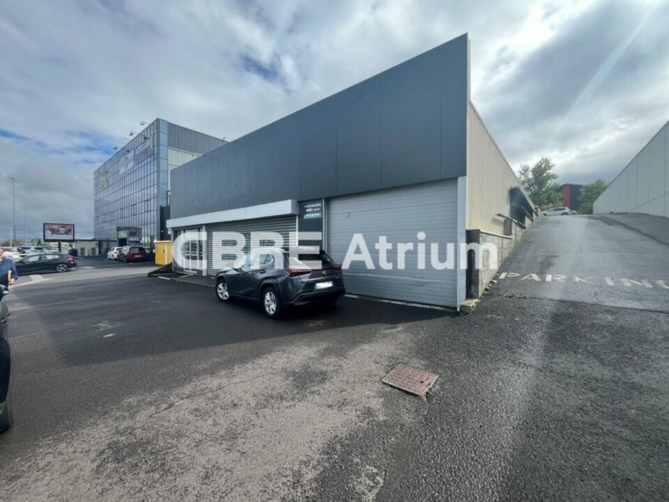 Location local commercial 460 m² non divisibles