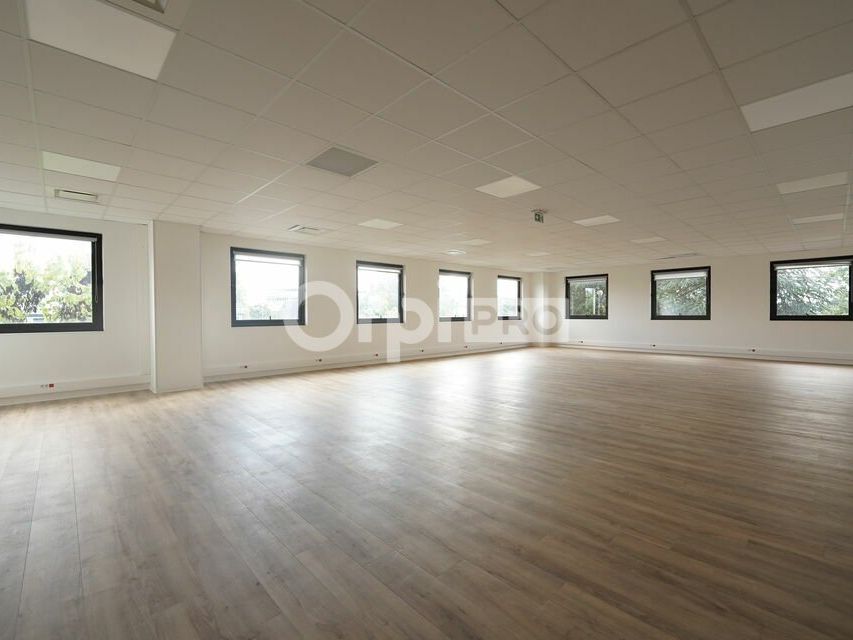 Location bureaux 2263 m² divisibles à partir de 154 m²