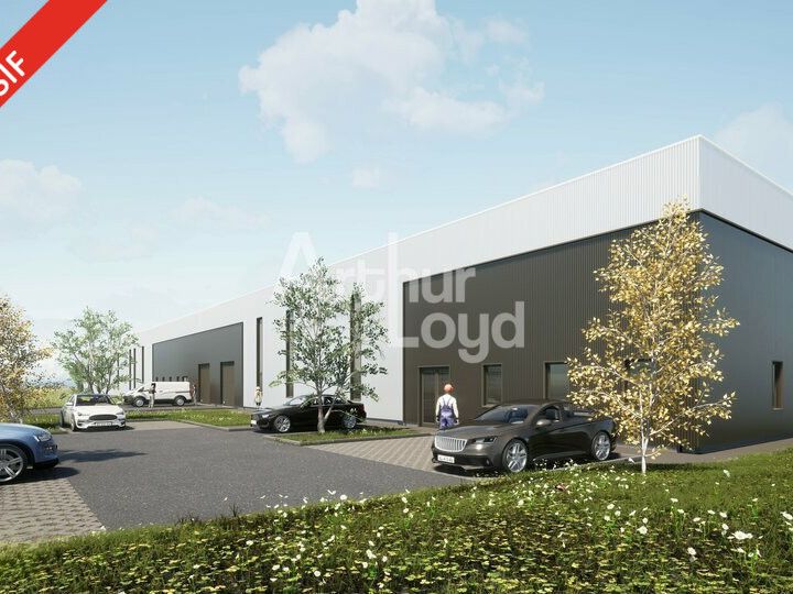 Vente local d''activites 2276 m² divisibles à partir de 300 m²