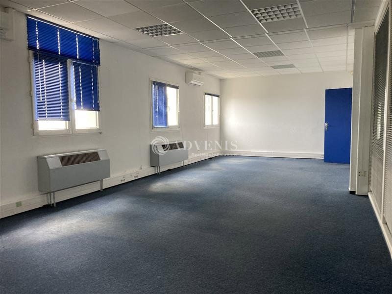 Bâtiment à usage de bureaux avec grand espace de stockage à louer - Skyparc - Entzheim