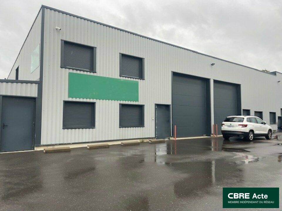 Location local d''activites 442 m² non divisibles