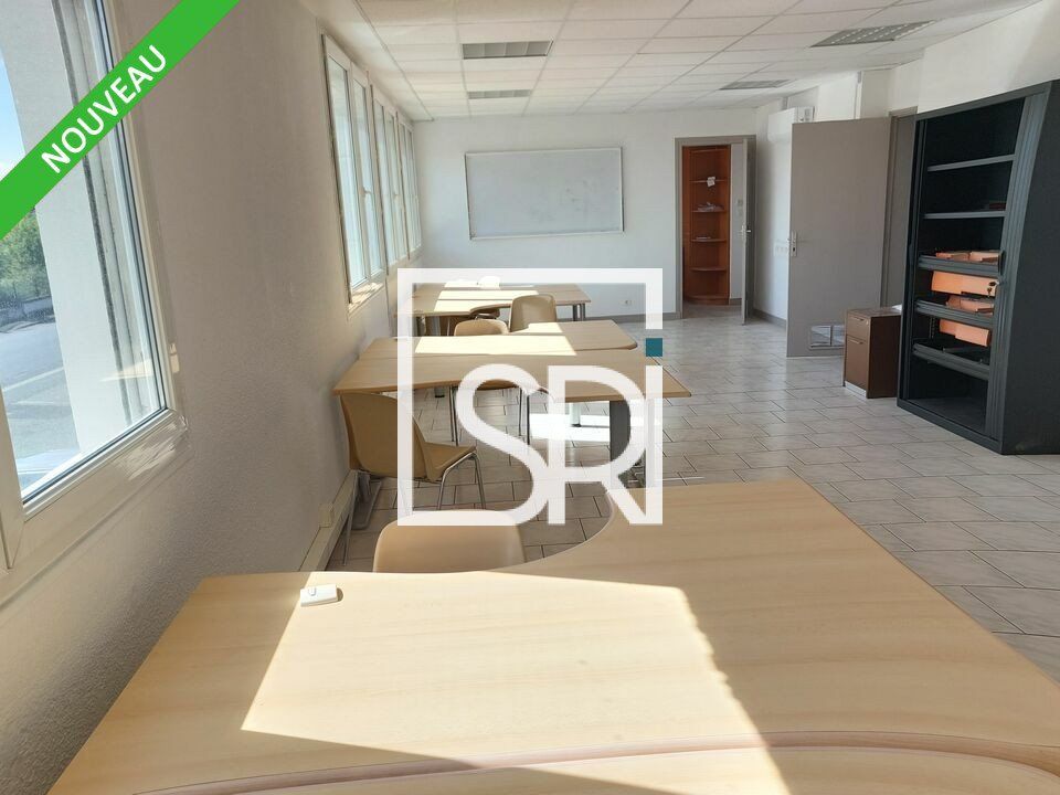 Location bureaux 95 m² non divisibles
