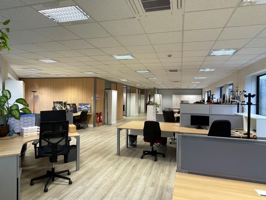 Location bureaux 290 m² divisibles à partir de 290 m²