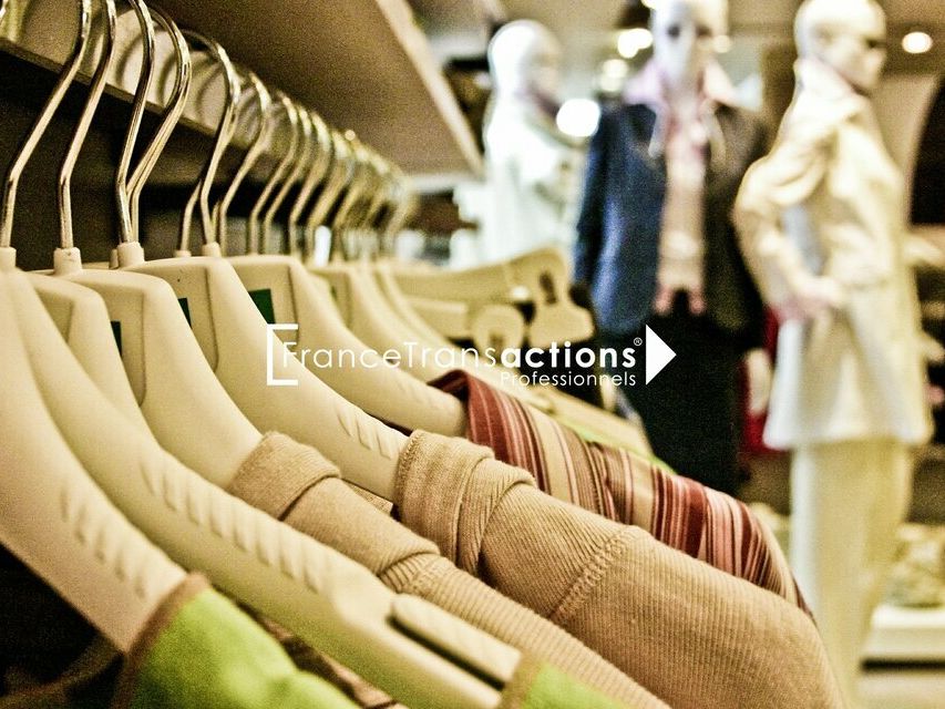 À VENDRE OU À LOUER – LOCAUX COMMERCIAUX TOULOUSE SAINT MICHEL 