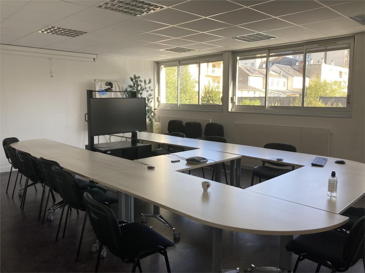 Vente batiment 1900 m² à TOURS