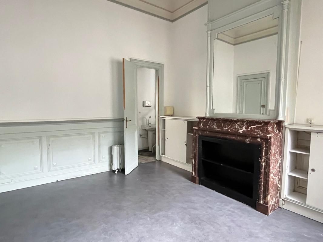 Location bureaux 52 m² non divisibles