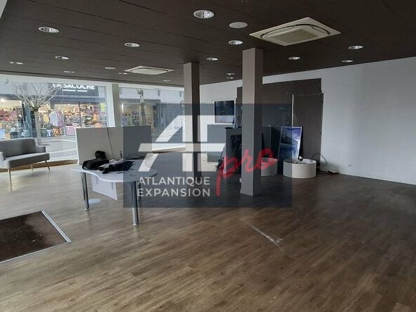 Local commercial à louer emplacement N°1 en centre-ville de Saint-Nazaire 