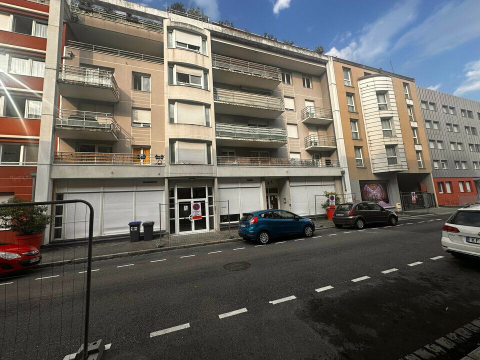 Location bureaux 350 m² non divisibles