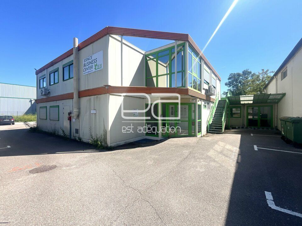 Location bureaux 233 m² divisibles à partir de 23 m²