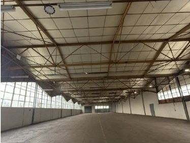 Location local commercial 1000 m² à PORTET-SUR-GARONNE