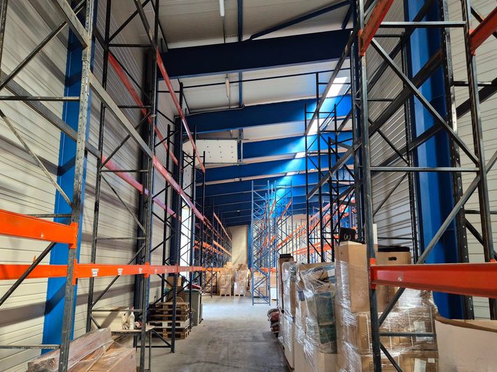 2000 m² pour ce local d'activites en location à Perpignan