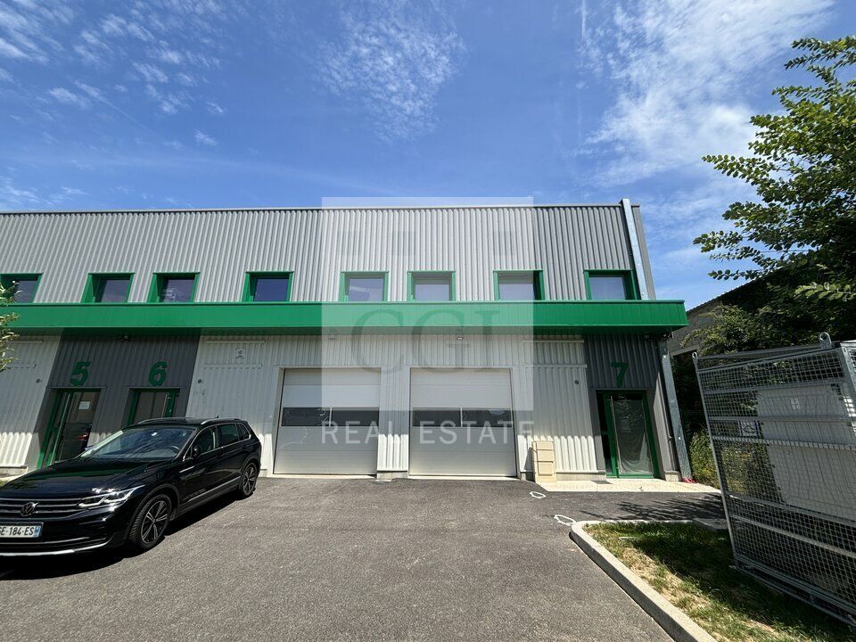 Location local d''activites 154 m² non divisibles