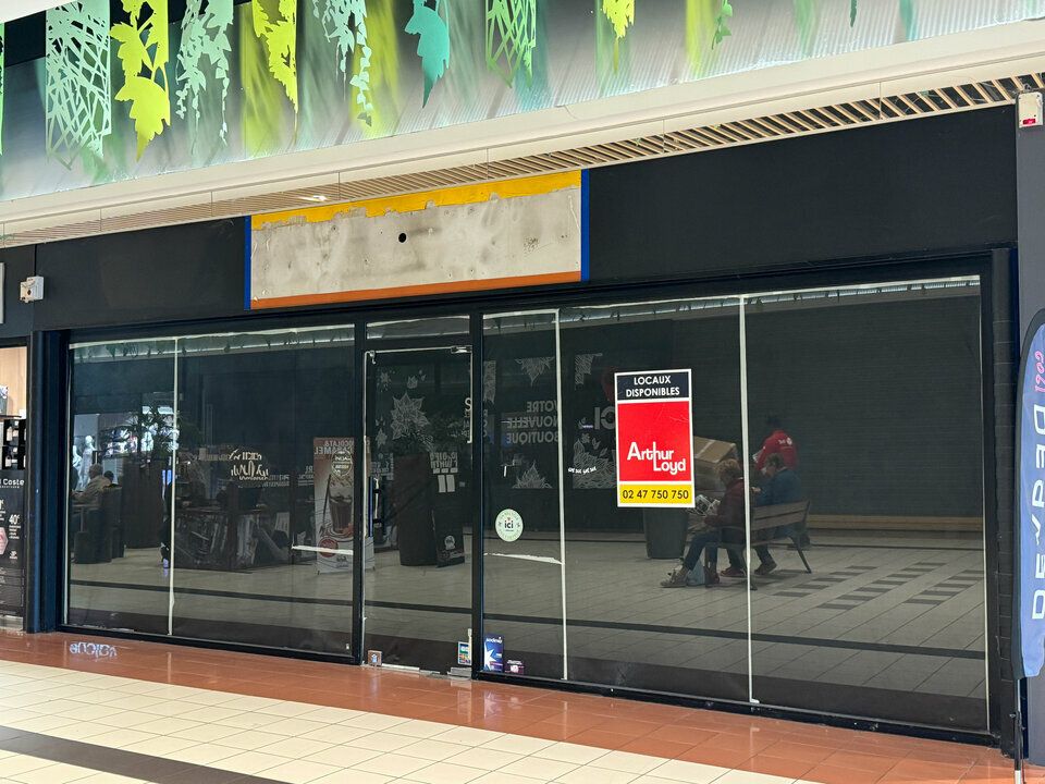 TOURS NORD CENTRE COMMERCIAL LA PETITE ARCHE COMMERCE A LOUER 86 M²