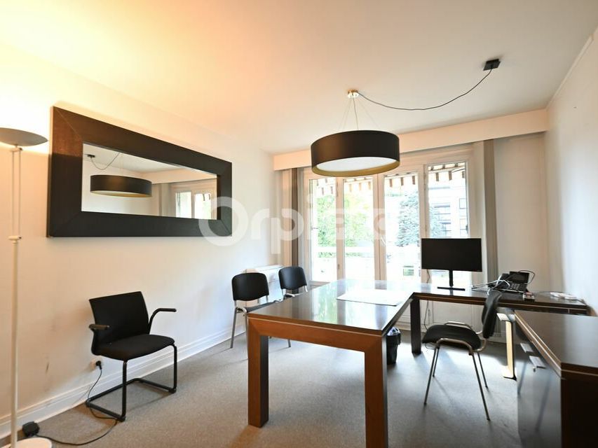 Location bureaux 504.09 m² non divisibles