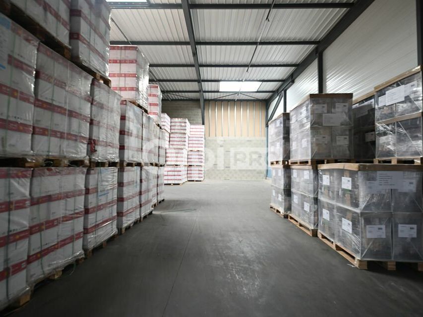 LOCAL D'ACTIVITE A LOUER - 300 m² - SENNECEY LE GRAND