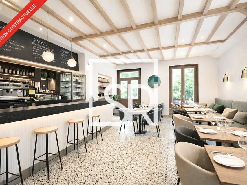 Vente local commercial 150 m² non divisibles