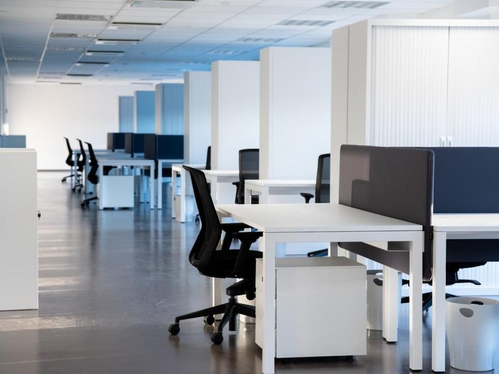 Location entrepôts 1000 m² divisibles à partir de 80 m²