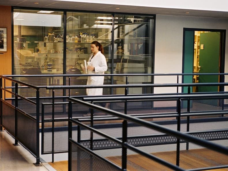 Location entrepôts 150 m² divisibles à partir de 80 m²