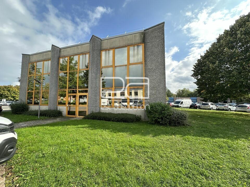 Vente bureaux 170 m² non divisibles