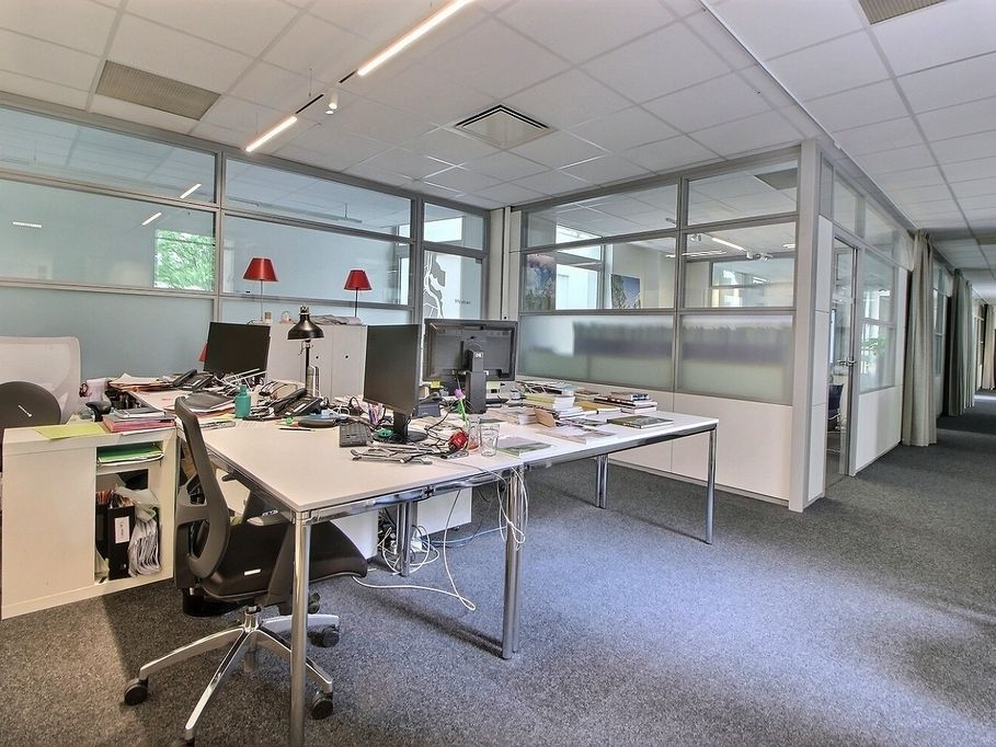 Location bureaux 317 m² divisibles à partir de 317 m²